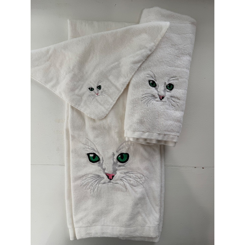 Vtg White Embroidered Cat Face Bathroom Set Wash, Hand & Bath Towels R.A.Briggs